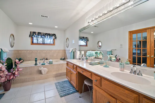 $599,900 | 321 Royal Oaks Drive, Steger, IL 60475