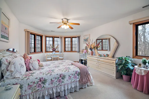 $599,900 | 321 Royal Oaks Drive, Steger, IL 60475