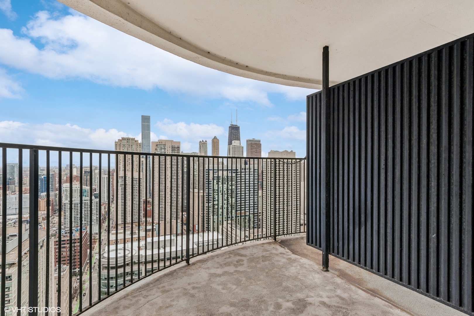 300 North State Street, Unit 4705 Chicago, IL 60654 - Photo 11 of 17 a view of city view from balcony