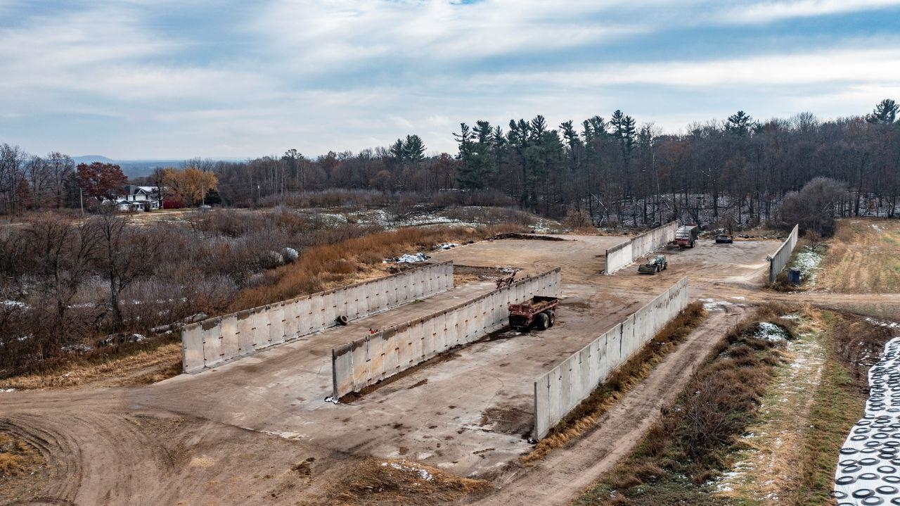 N5271 Madden Road New London, WI 54961 - Photo 12 of 90