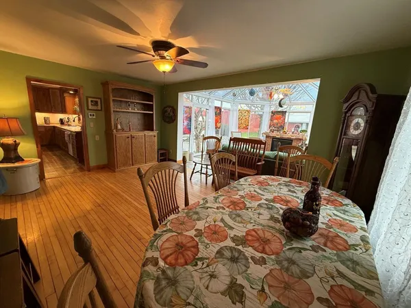 $2,100,000 | N5271 Madden Road, New London, WI 54961