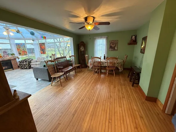 $2,100,000 | N5271 Madden Road, New London, WI 54961