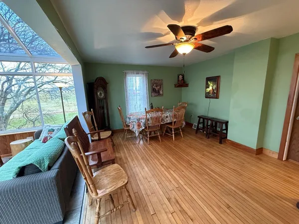 $2,100,000 | N5271 Madden Road, New London, WI 54961