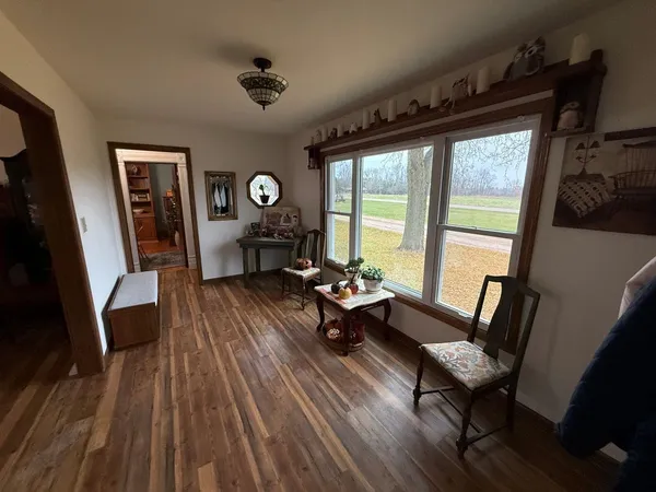 $2,100,000 | N5271 Madden Road, New London, WI 54961