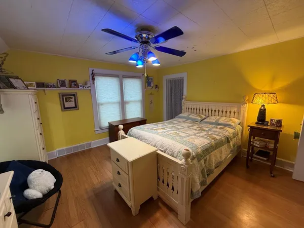 $2,100,000 | N5271 Madden Road, New London, WI 54961