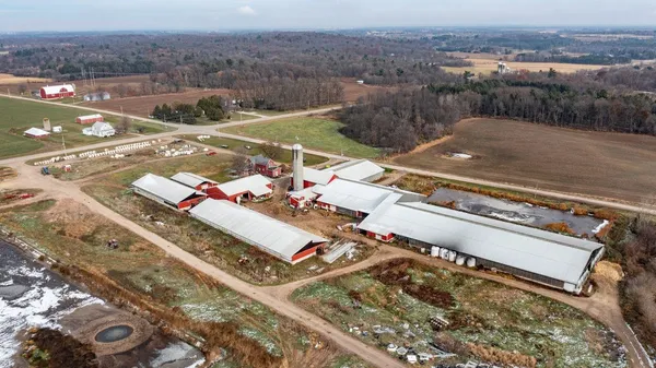 $2,100,000 | N5271 Madden Road, New London, WI 54961