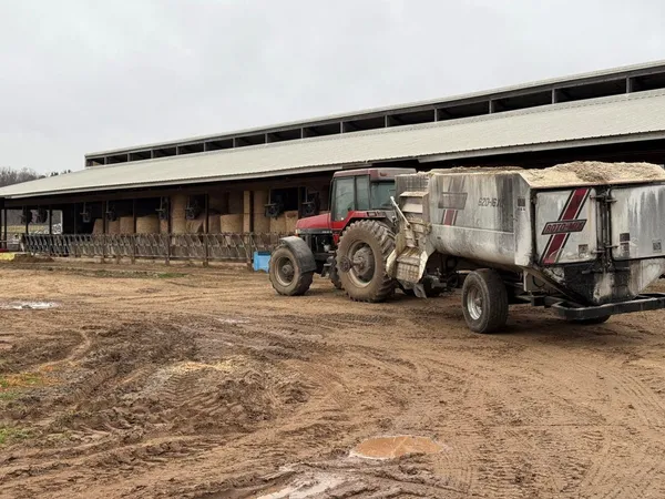 $2,100,000 | N5271 Madden Road, New London, WI 54961