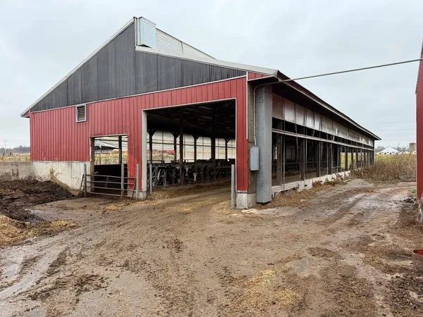 $2,100,000 | N5271 Madden Road, New London, WI 54961