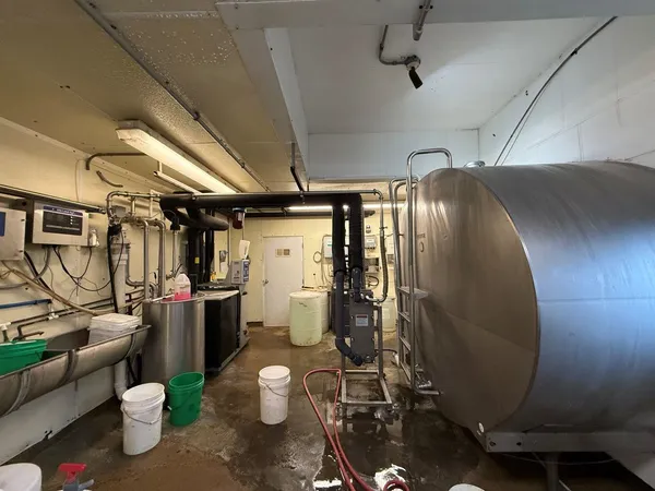 $2,100,000 | N5271 Madden Road, New London, WI 54961