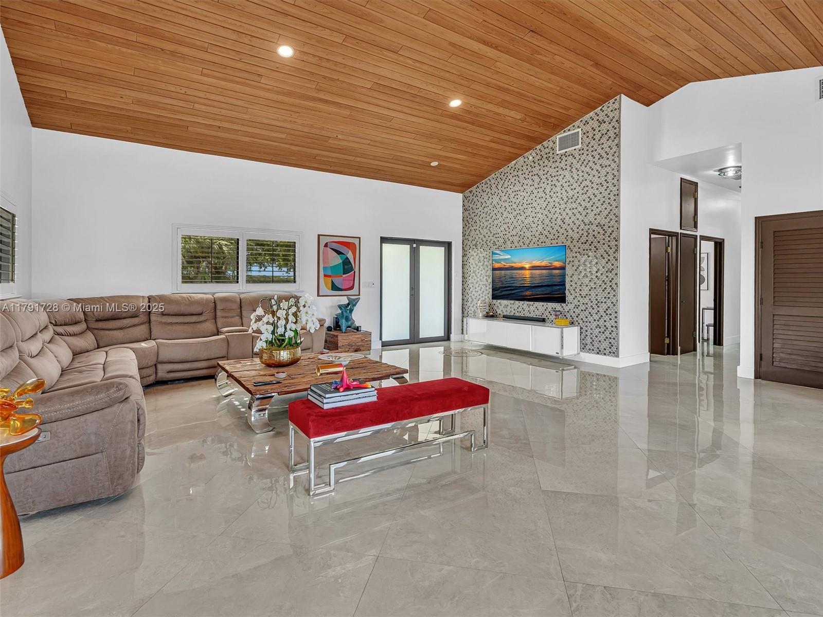 21411 Southwest 248th Street Homestead, FL 33031 - Photo 23 of 59