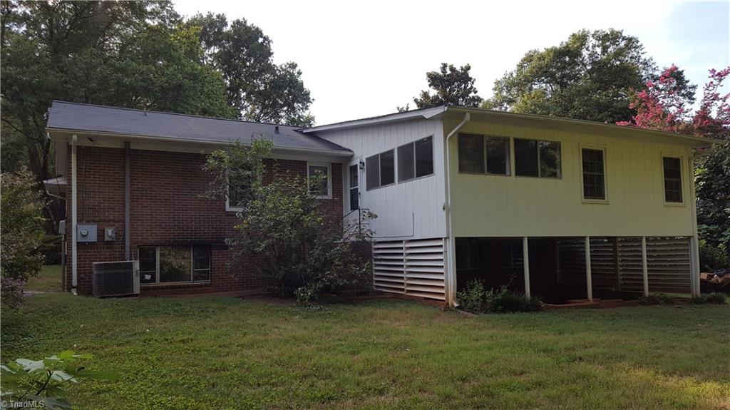1341 Berwick Road Southwest Winston-Salem, NC 27103 - Photo 10 of 18 Gallery Image 10