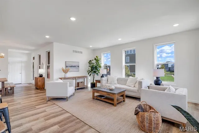 $675,000 | 2032 Tiber Street, St. Charles, MO 63301