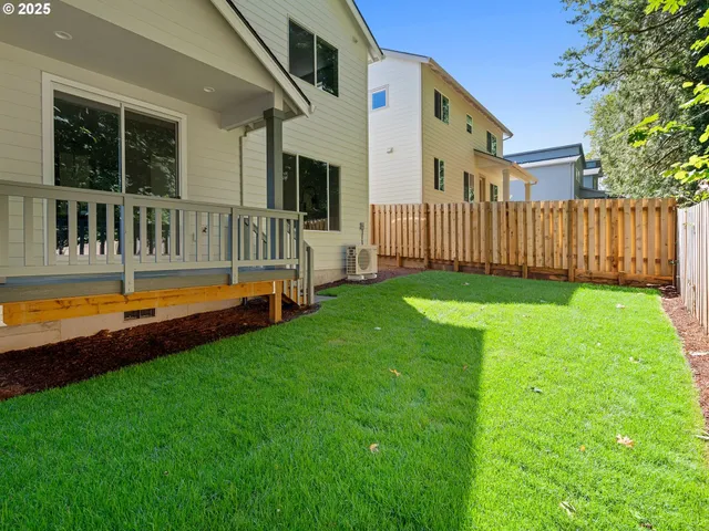 $520,900 | 2171 Northeast 207th Place, Fairview, OR 97024