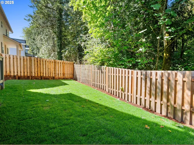 $520,900 | 2171 Northeast 207th Place, Fairview, OR 97024