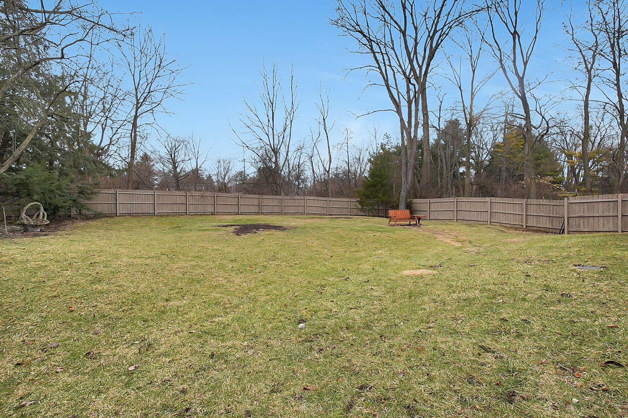 6885 Ravine Circle Columbus, OH 43085 - Photo 33 of 34 Backyard