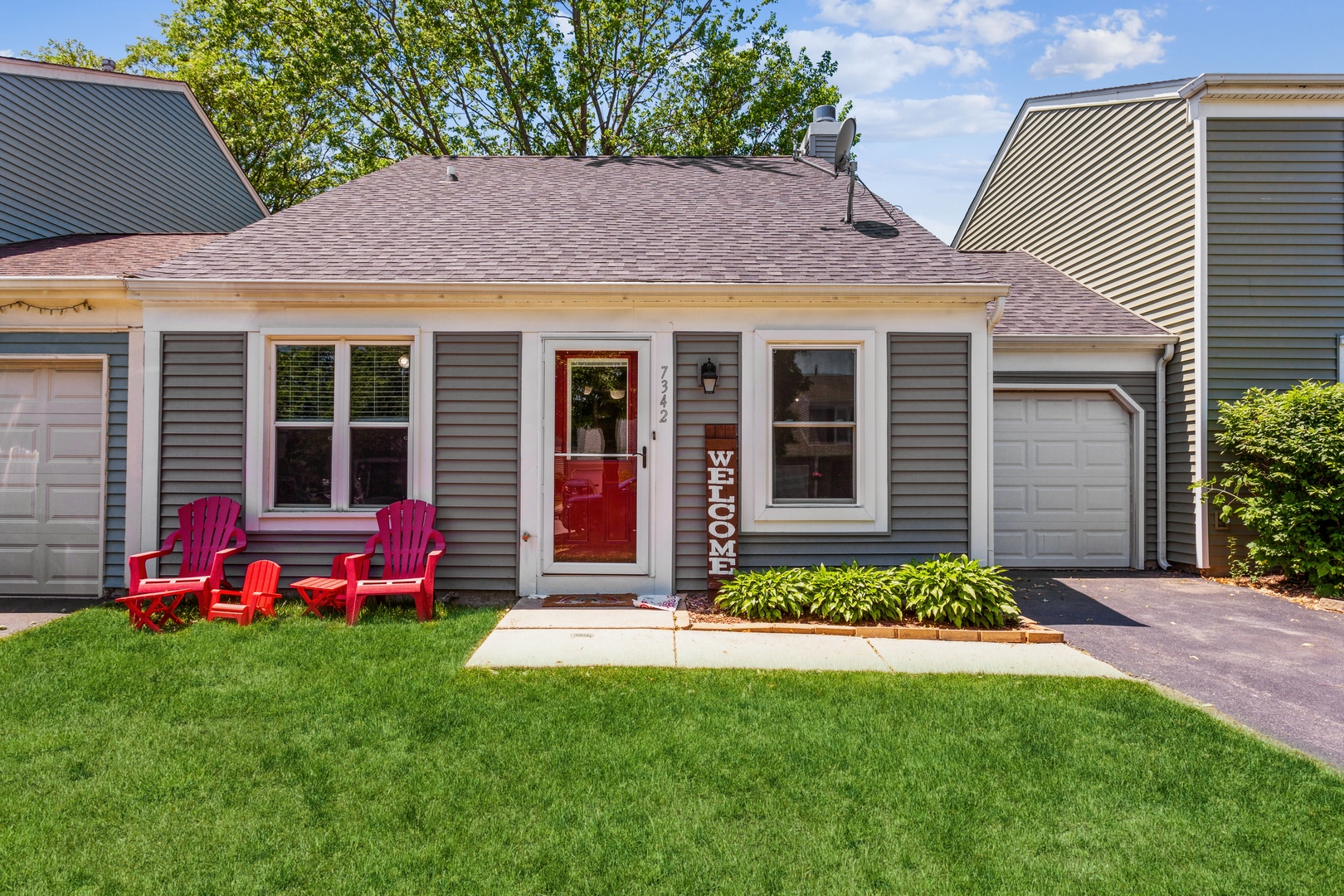 7342 Hartford Road Downers Grove, IL 60516 - Photo 1 of 10