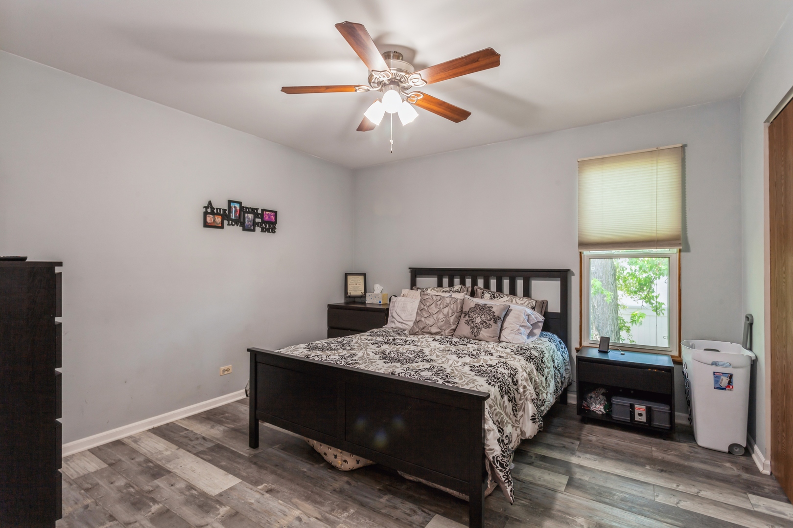 7342 Hartford Road Downers Grove, IL 60516 - Photo 6 of 10