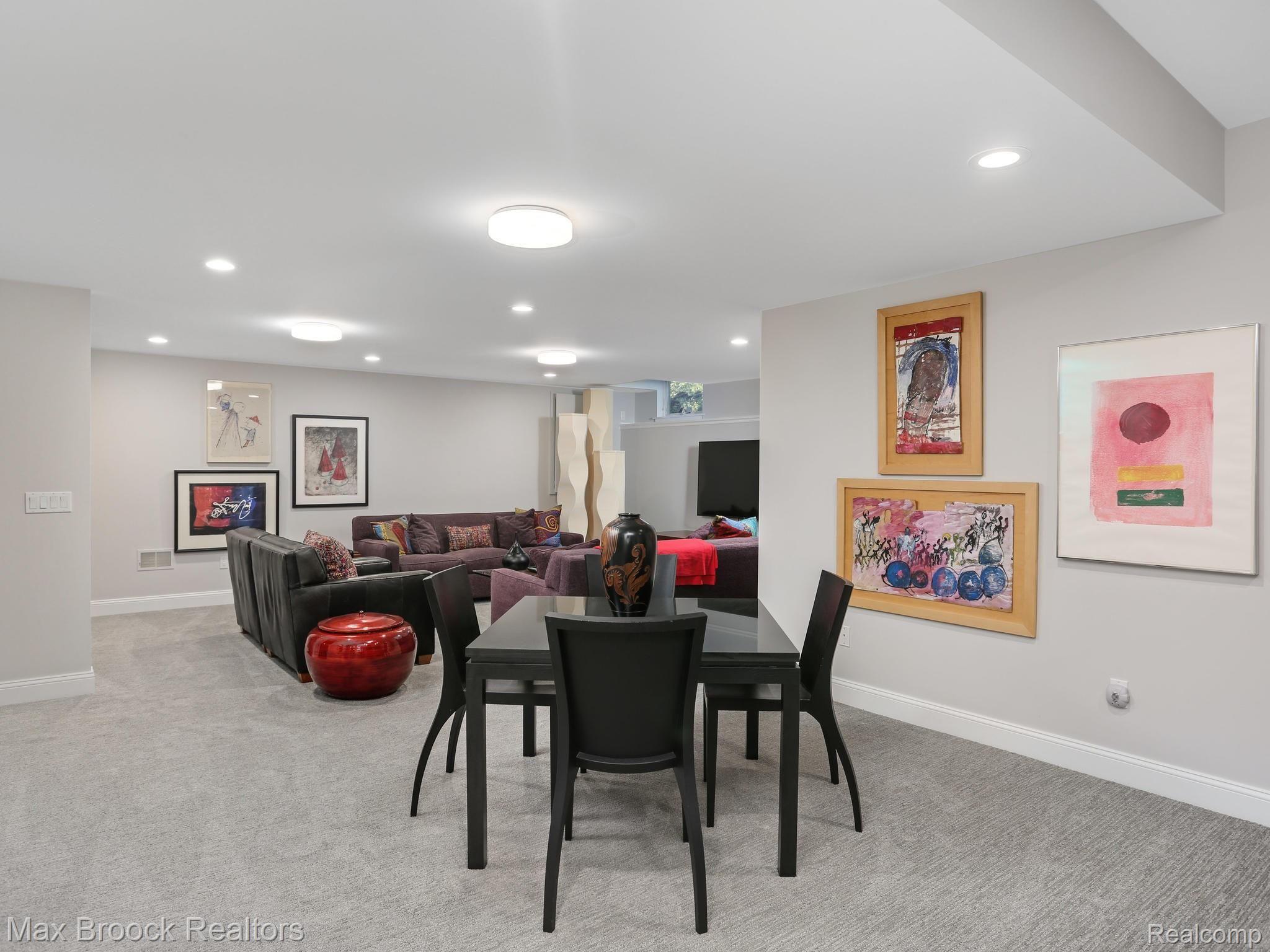 1048 Southfield Road Birmingham, MI 48009 - Photo 37 of 47 Lower level with game area