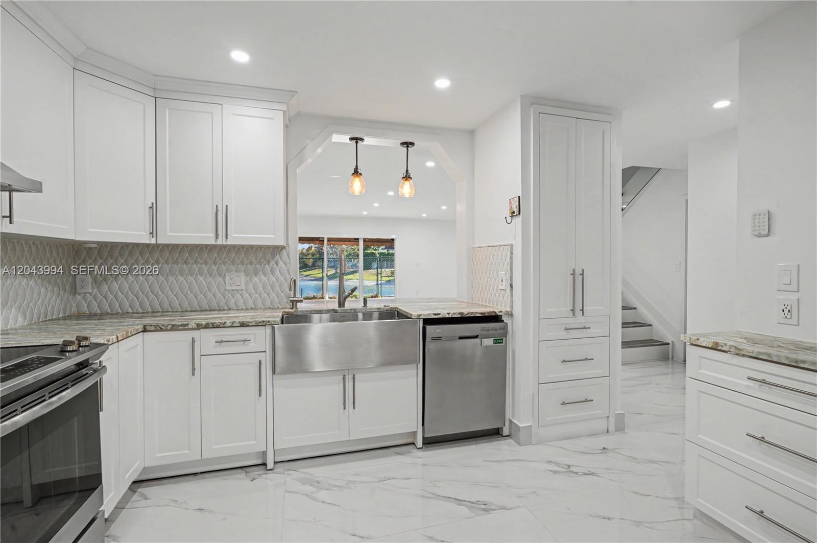 16240 Southwest 75th Street Miami, FL 33193 - Photo 20 of 26