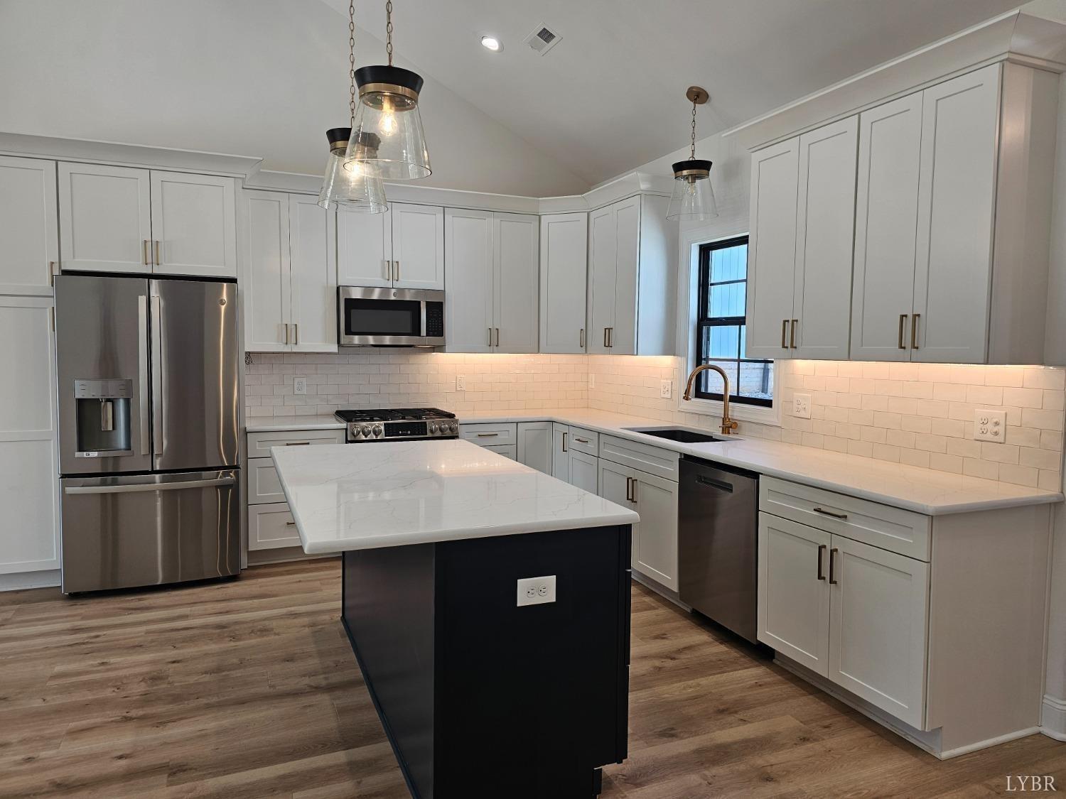 1189 Grandset Drive Forest, VA 24551 - Photo 5 of 25