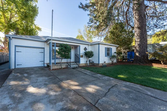 $499,000 | 605 Jones Street, Ukiah, CA 95482