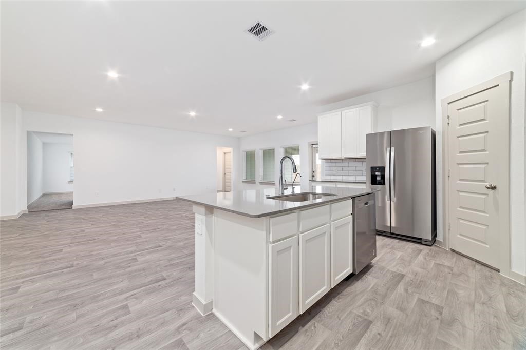 7207 Sunbreeze Lane Rosenberg, TX 77469 - Photo 8 of 26