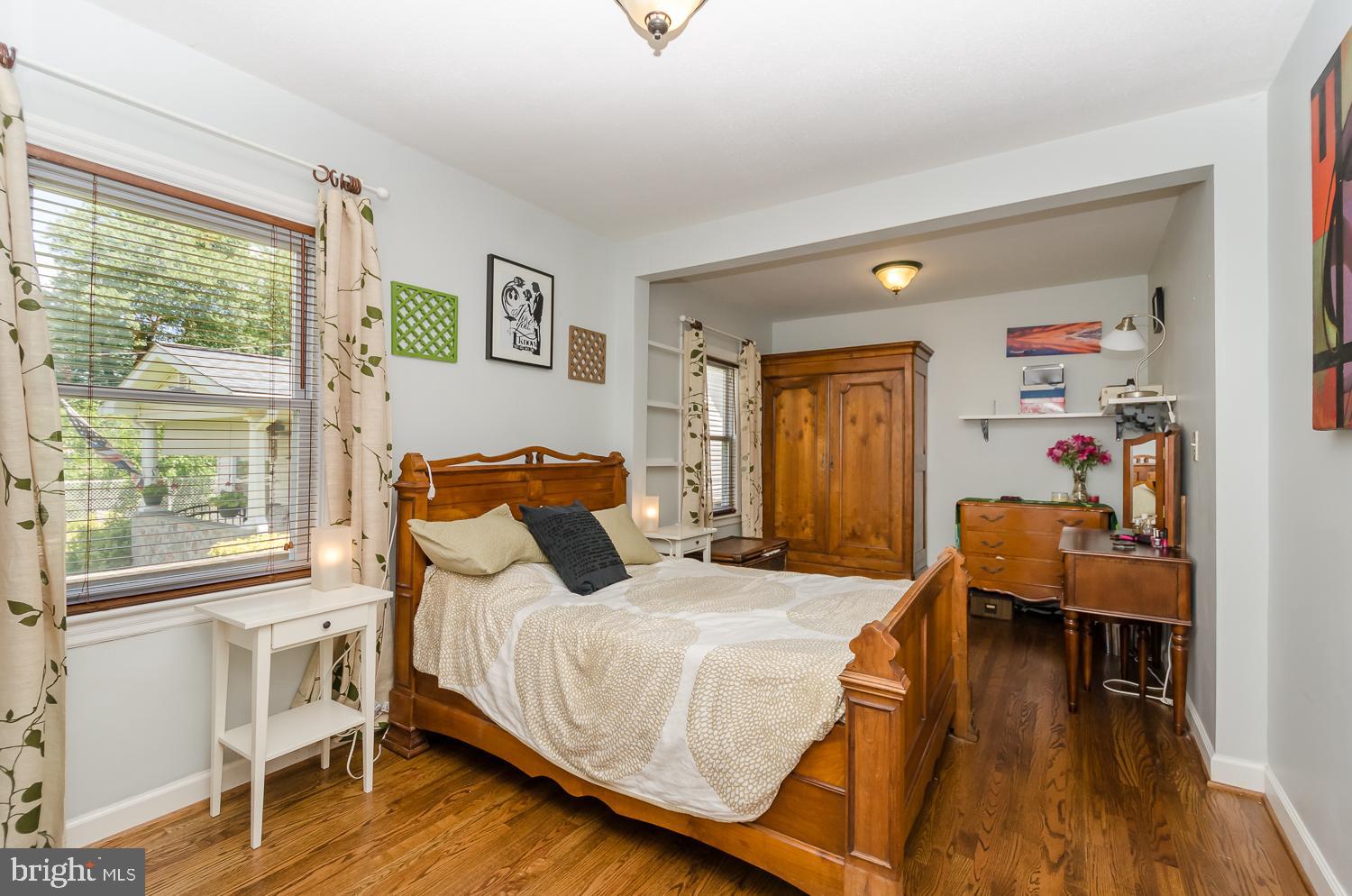 5509 Taylor Road Riverdale, MD 20737 - Photo 22 of 40 Nice Bedroom Space