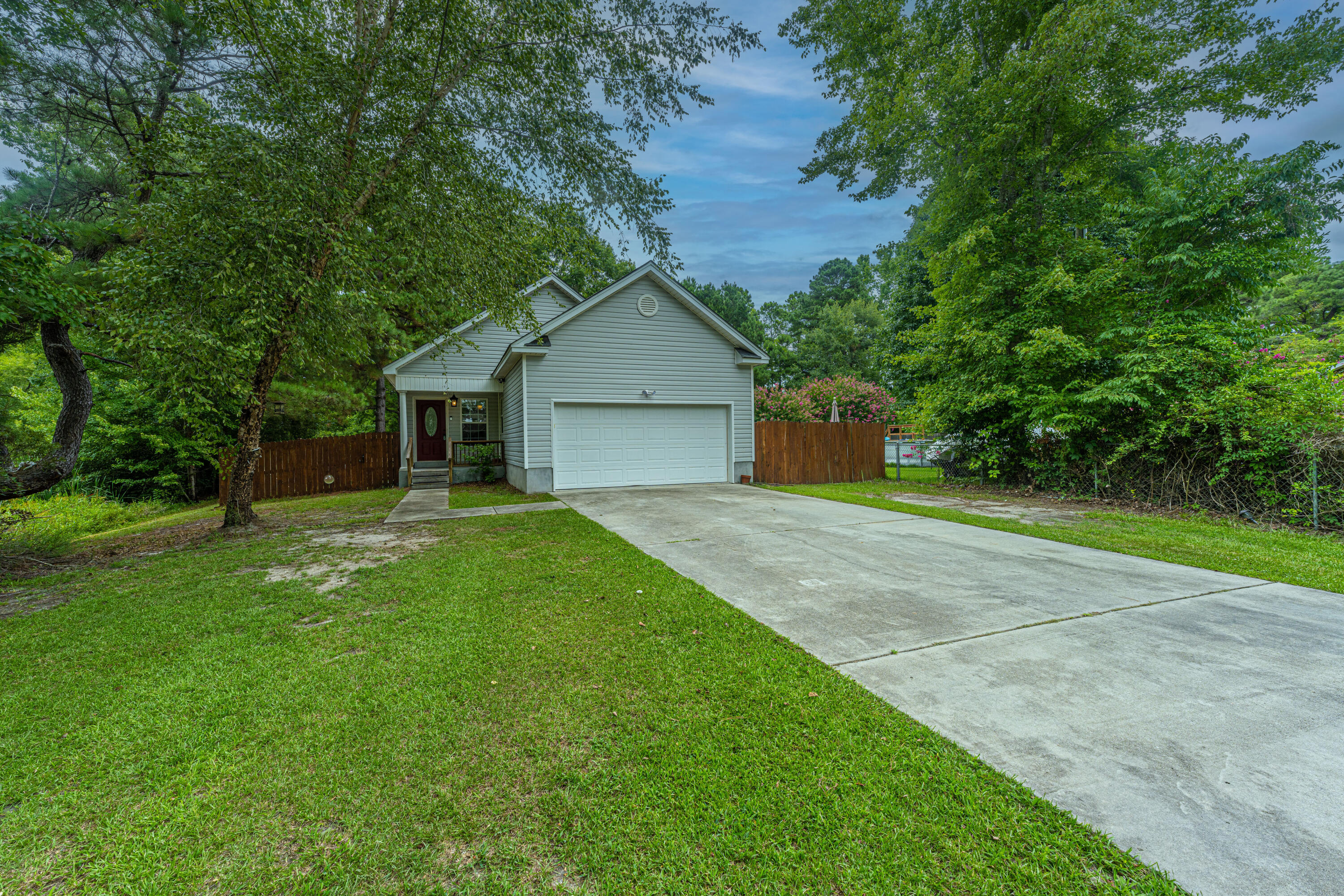 114 C Mountain Pine Road Moncks Corner, SC 29461 - Photo 3 of 33 114C_MountainPineRd03