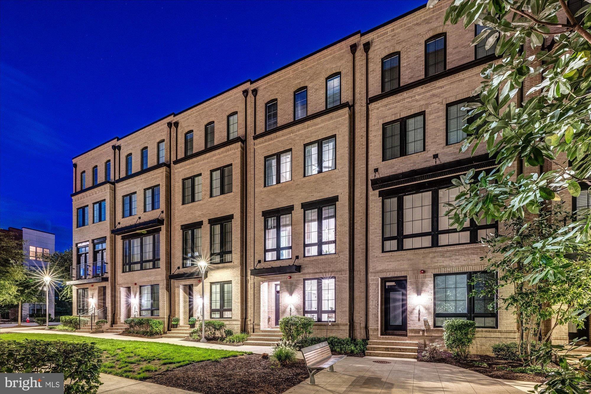 1876 Easterly Road Reston, VA 20190 - Photo 45 of 79 Goodnight Easterly Rd!