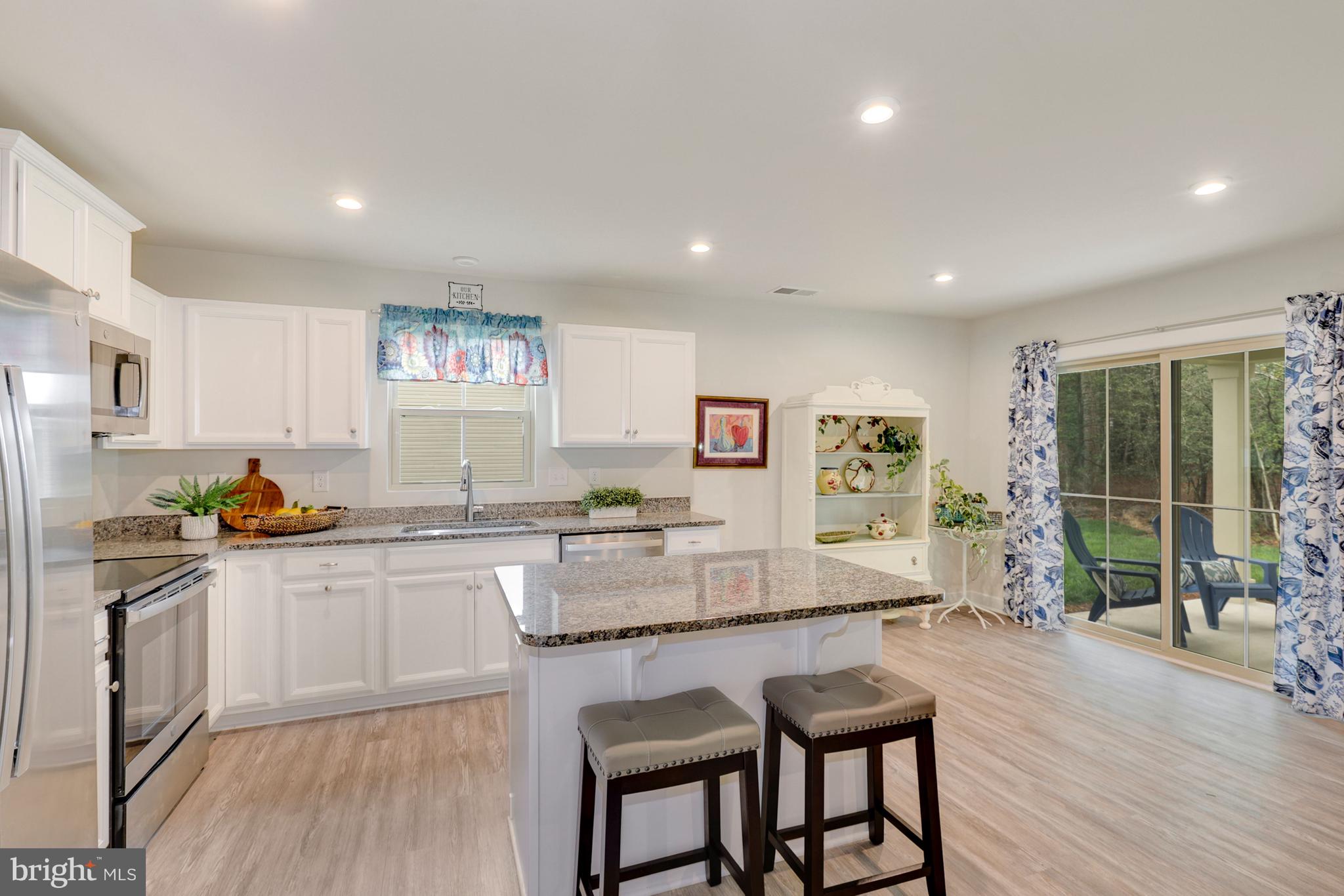 26215 Vintage Circle Milton, DE 19968 - Photo 5 of 26 Gourmet Kitchen