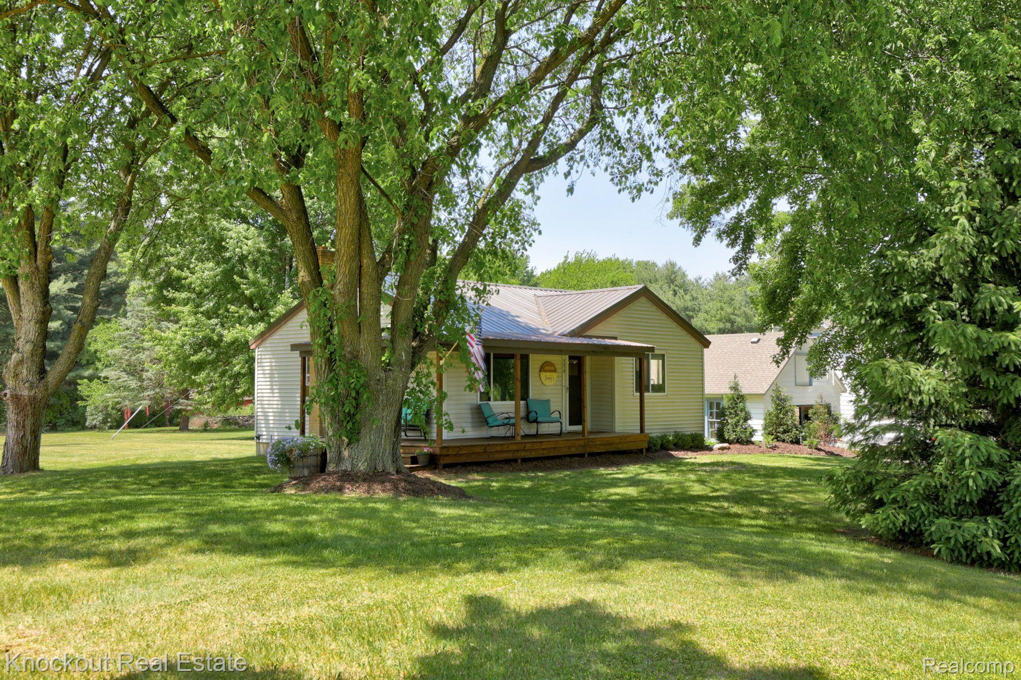 9478 Bray Road Millington, MI 48746 - Photo 4 of 39 Gallery Image 4