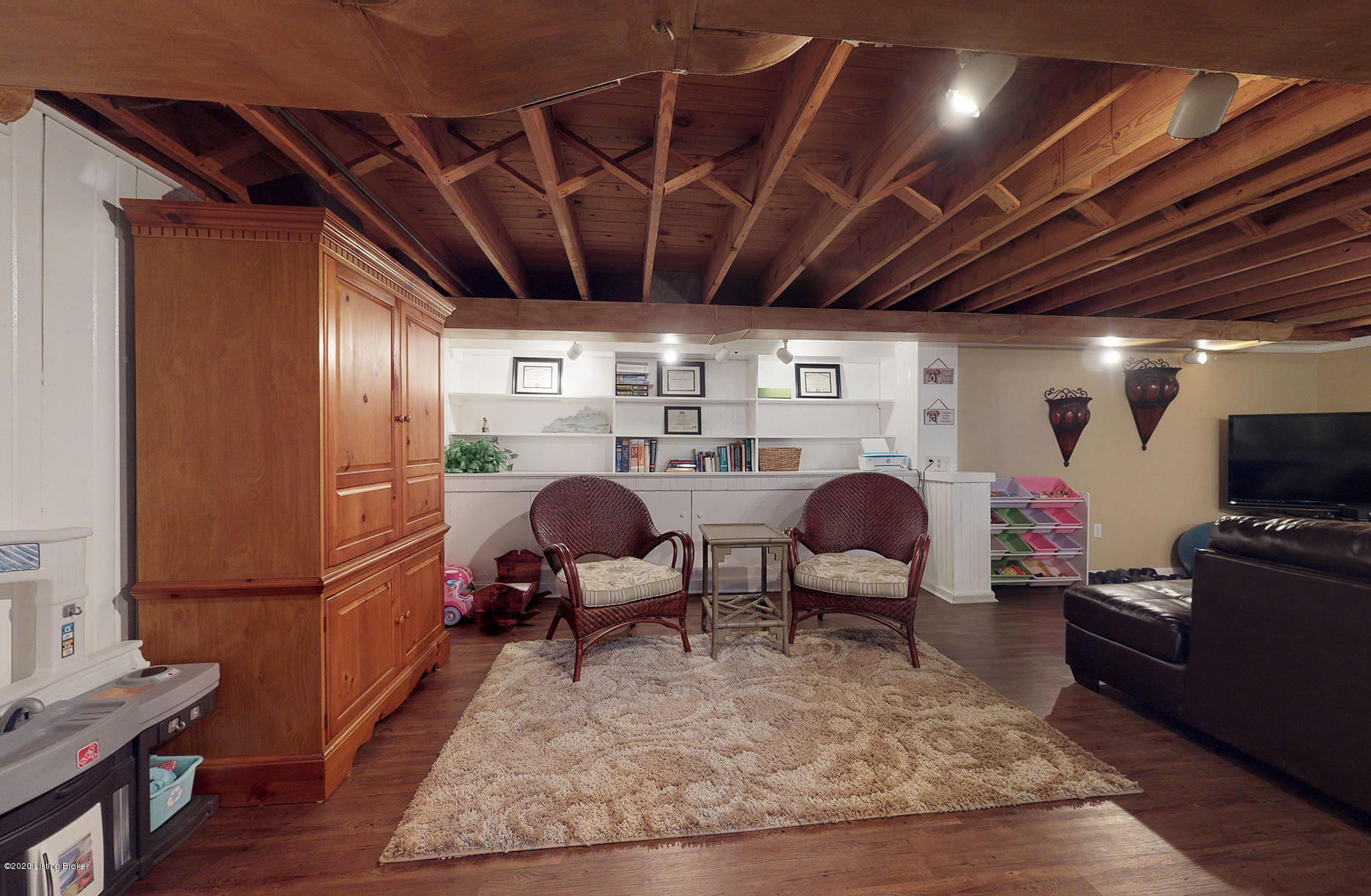 4625 Beaver Road Louisville, KY 40207 - Photo 29 of 50 4625-Beaver-Rd-29