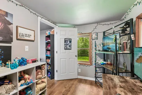 $399,000 | 26735 Highway 173, Antioch, IL 60002
