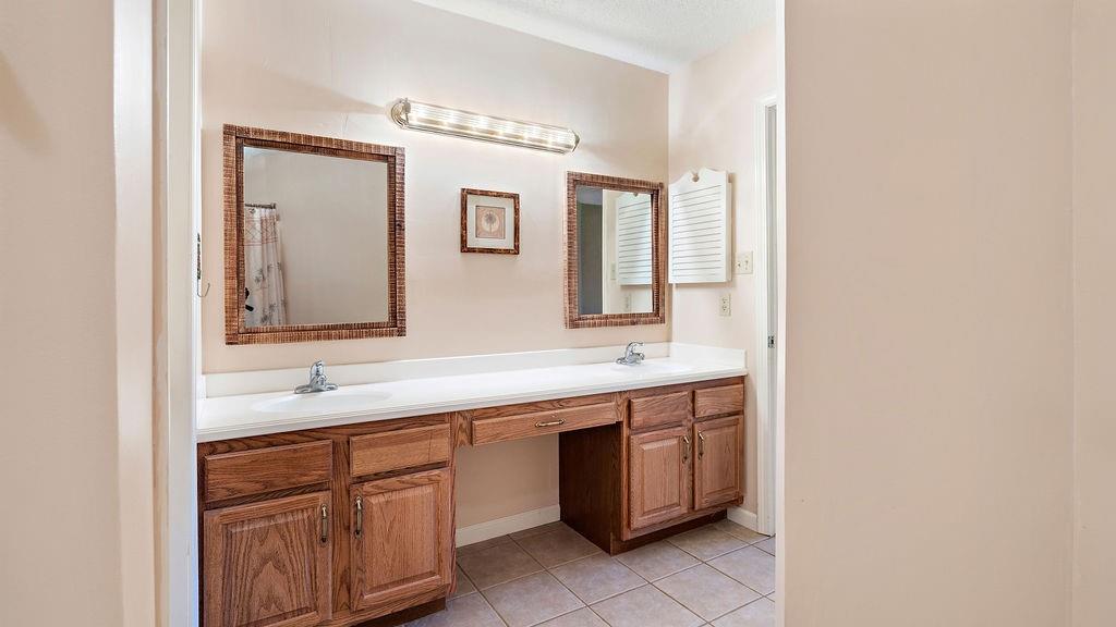 1804 Kings Row Slidell, LA 70461 - Photo 12 of 17 Gallery Image 12