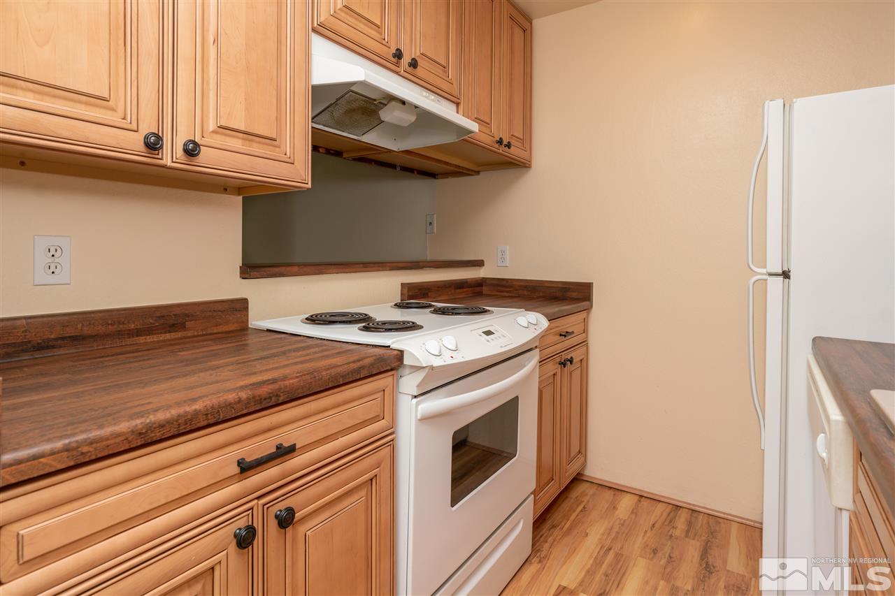 4662 Rio Poco Road Reno, NV 89502 - Photo 3 of 20 Photo 3