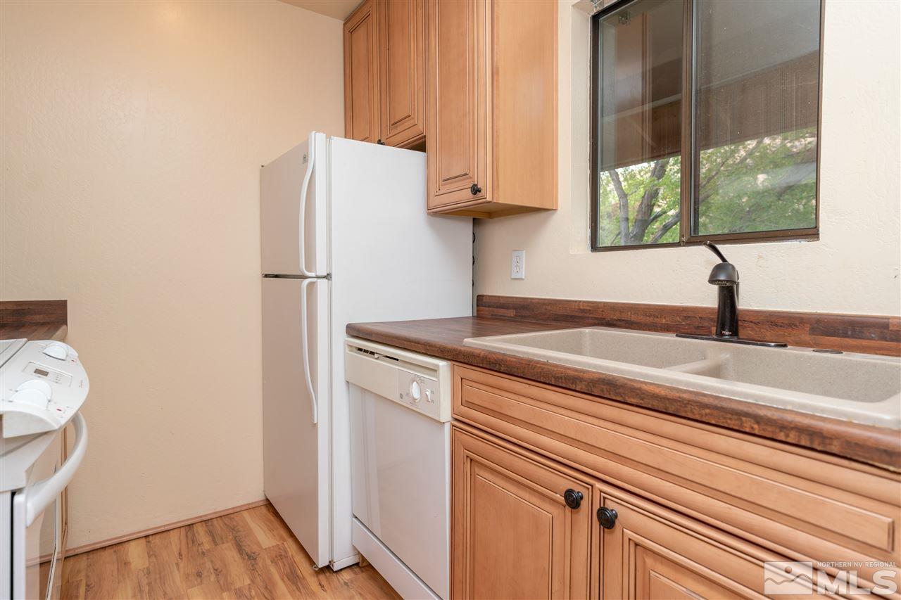 4662 Rio Poco Road Reno, NV 89502 - Photo 4 of 20 Photo 4
