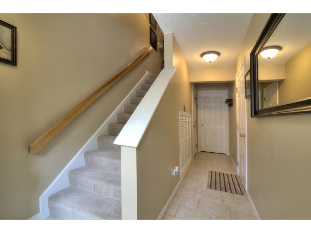 30 Winrow Drive, Unit 30 Merrimack, NH 03054 - Photo 2 of 22