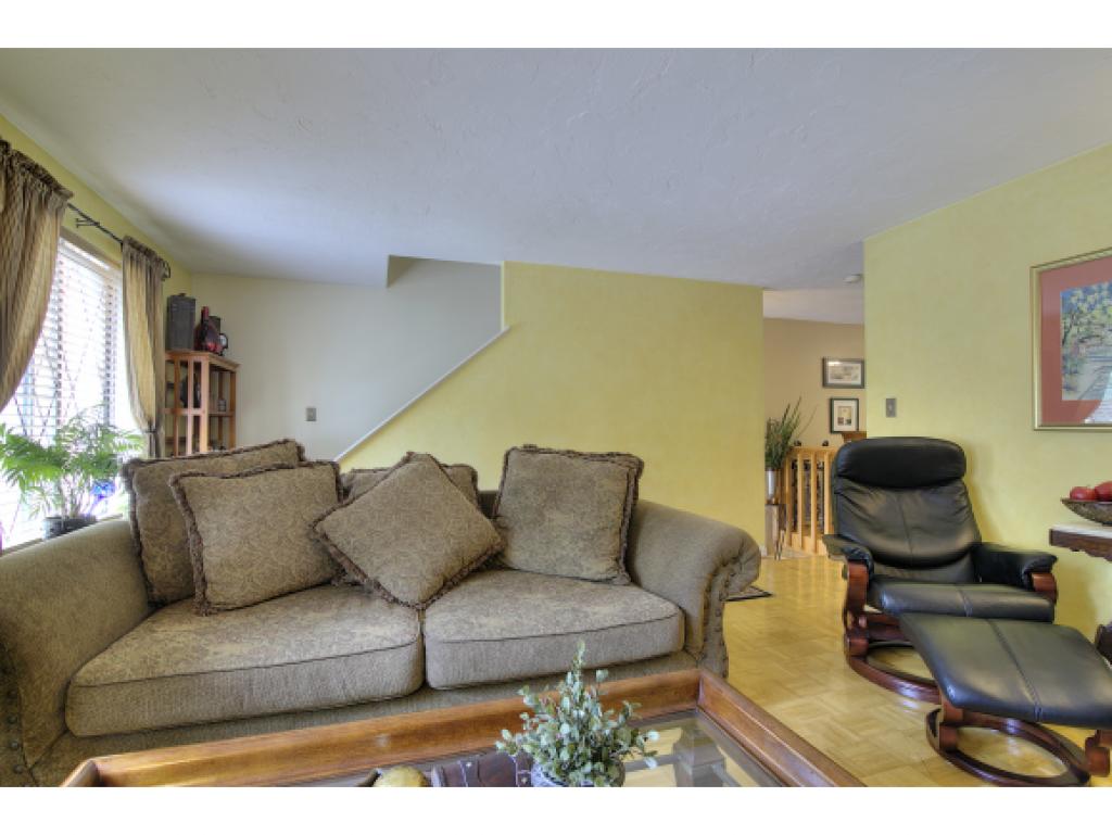 30 Winrow Drive, Unit 30 Merrimack, NH 03054 - Photo 3 of 22