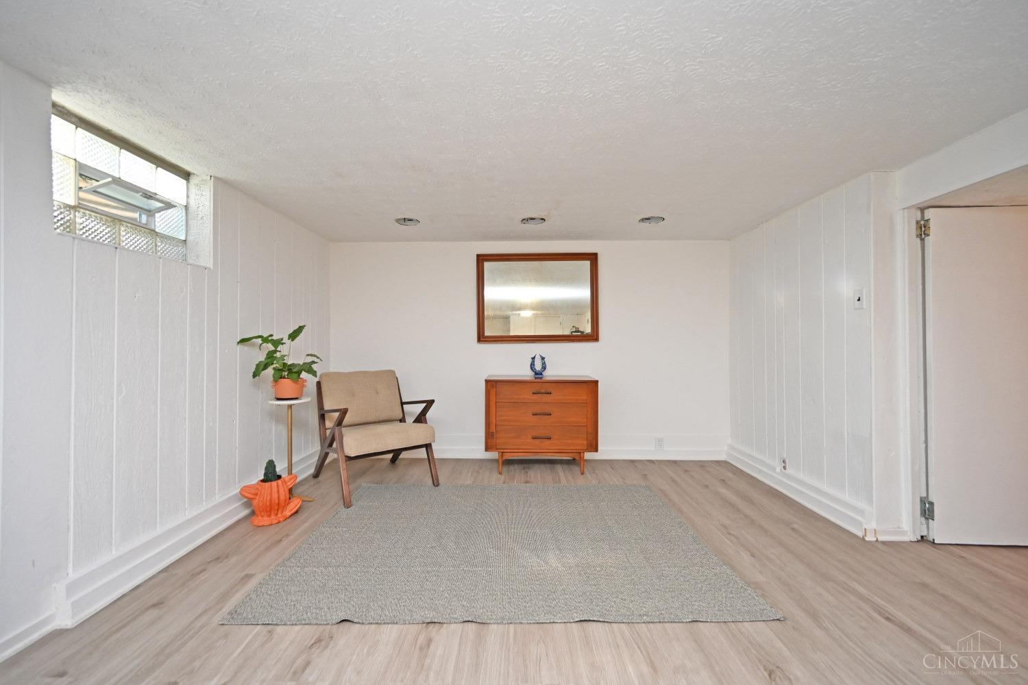 1736 Hunt Road Reading, OH 45215 - Photo 46 of 61 Gallery Image 46