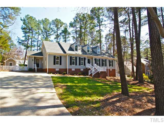 8104 Calais Court Raleigh, NC 27613 - Photo 25 of 25 Facade/Exterior Front