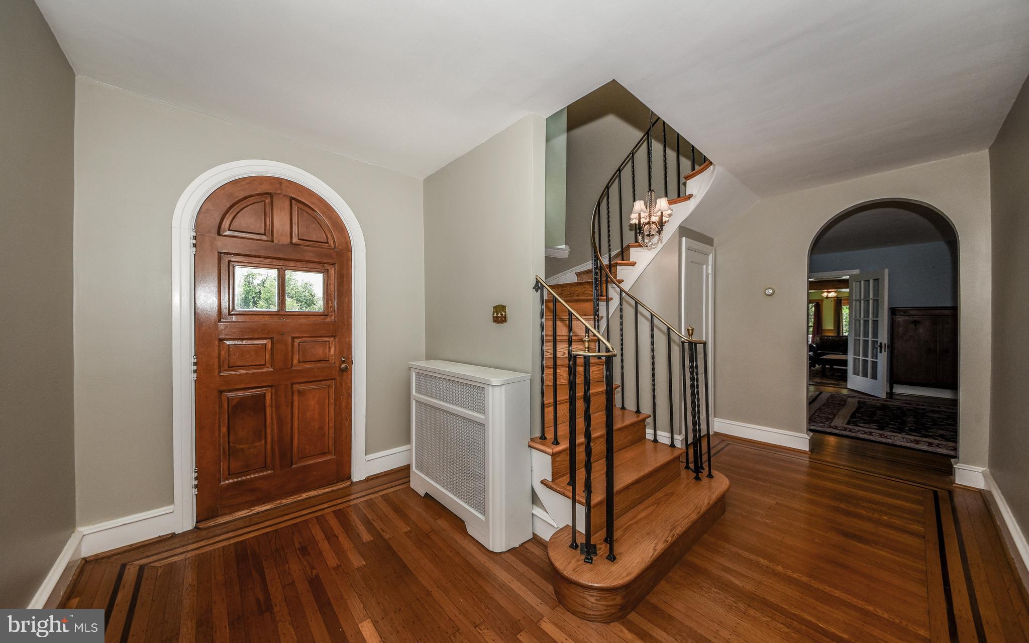 2350 Walton Road Huntingdon Valley, PA 19006 - Photo 15 of 48 Foyer Entry