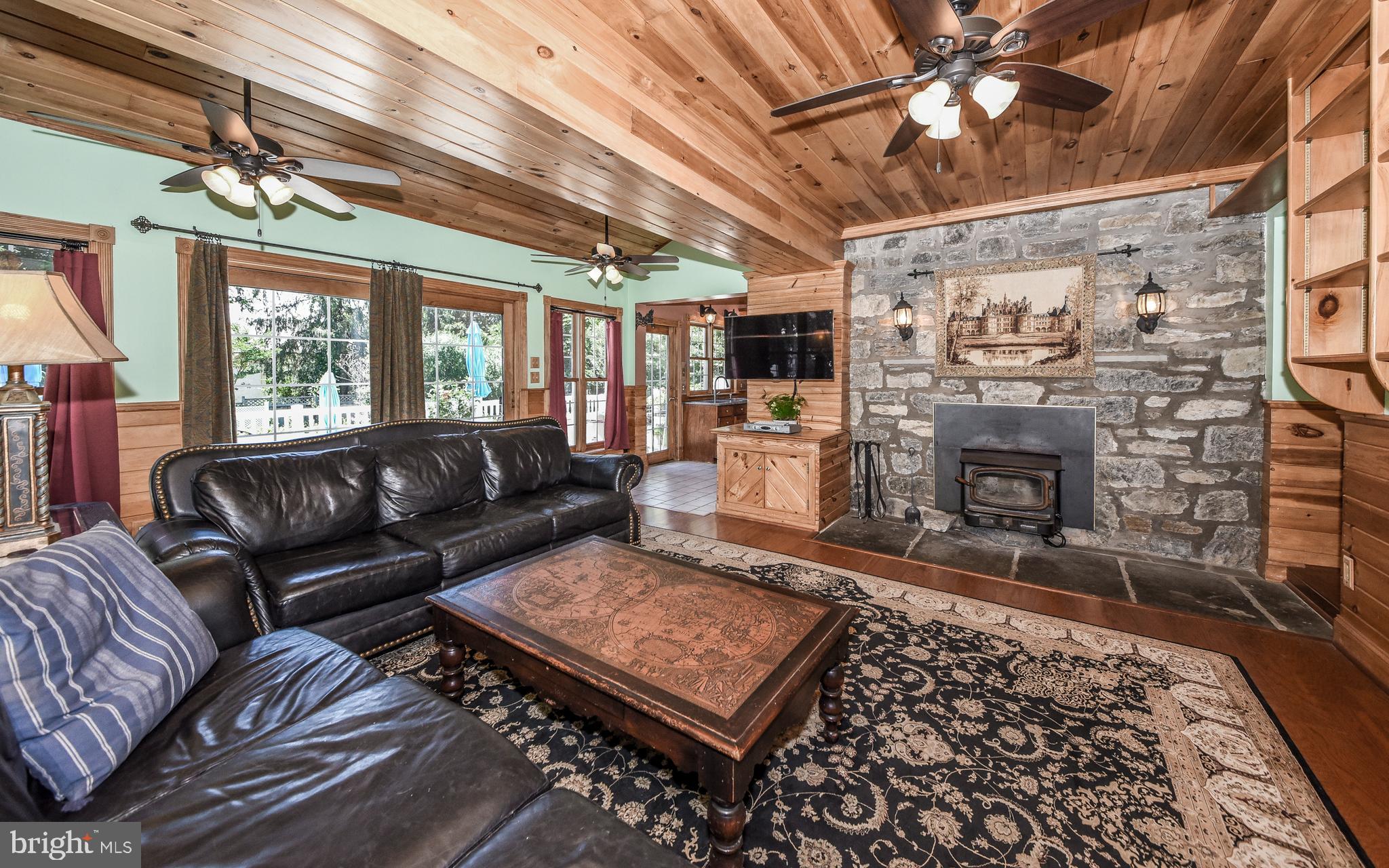 2350 Walton Road Huntingdon Valley, PA 19006 - Photo 27 of 48 Family Room