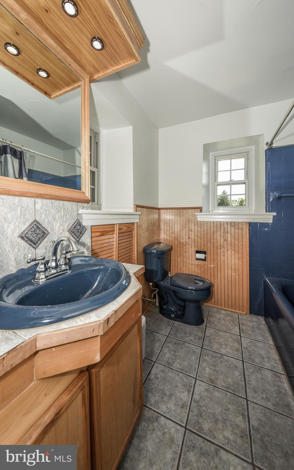 2350 Walton Road Huntingdon Valley, PA 19006 - Photo 39 of 48 Hall Bath