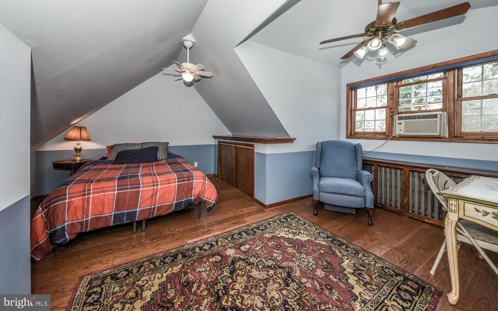 2350 Walton Road Huntingdon Valley, PA 19006 - Photo 41 of 48 Third Floor Bedroom