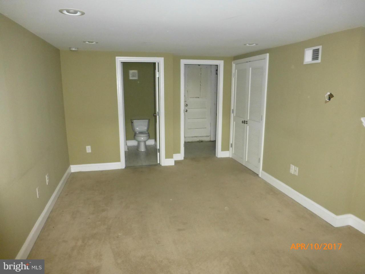 7721 Eastdale Road Baltimore, MD 21224 - Photo 13 of 15 Family Room