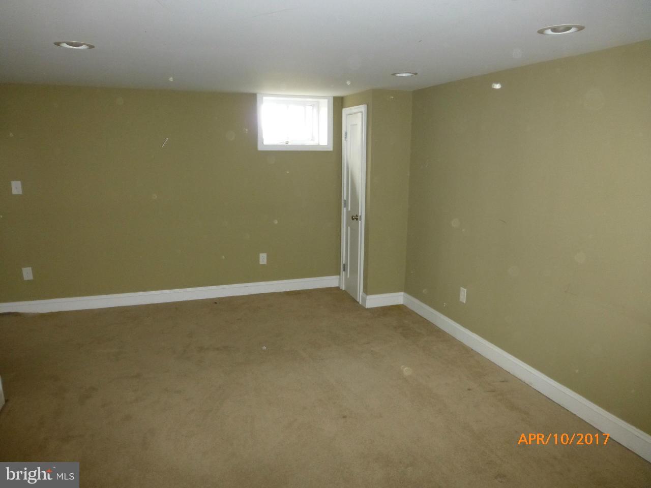 7721 Eastdale Road Baltimore, MD 21224 - Photo 14 of 15 Family Room