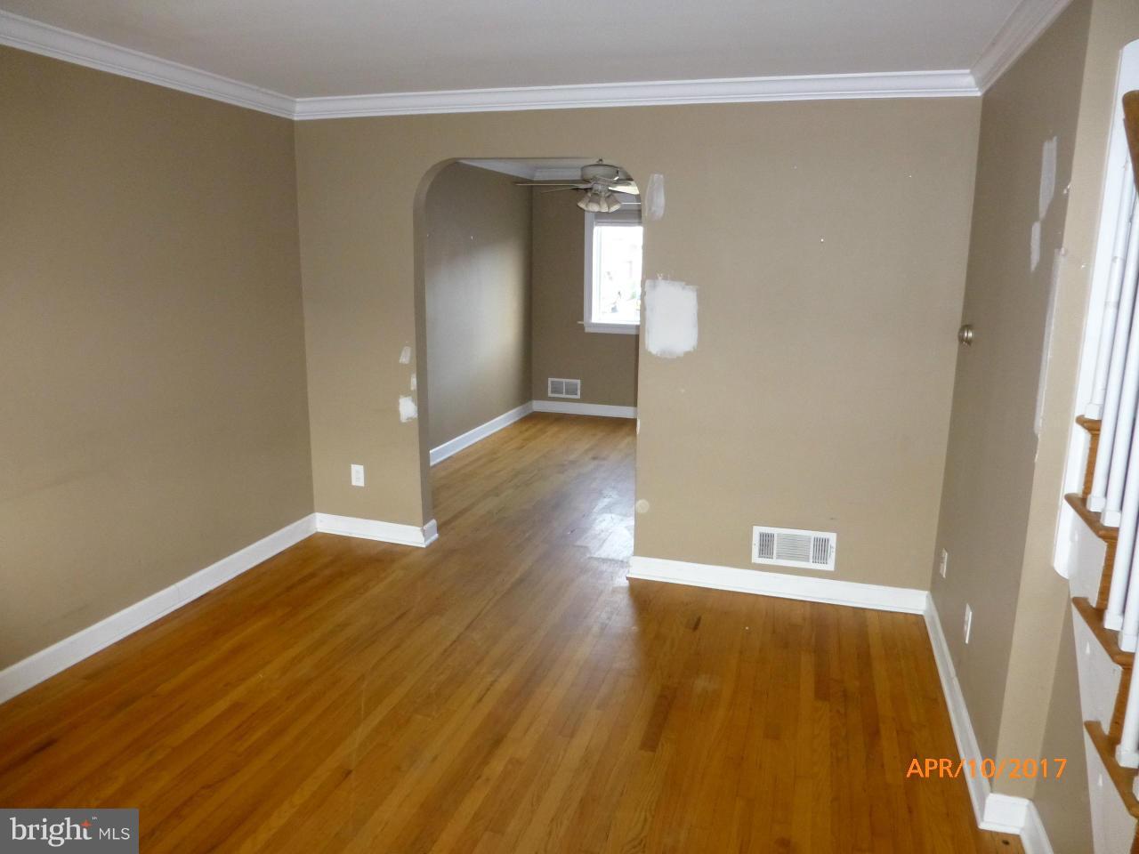 7721 Eastdale Road Baltimore, MD 21224 - Photo 4 of 15 Living Room