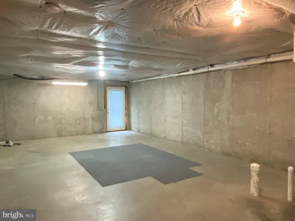 $1,550 | 87 Mabel Lane, Martinsburg, WV 25404