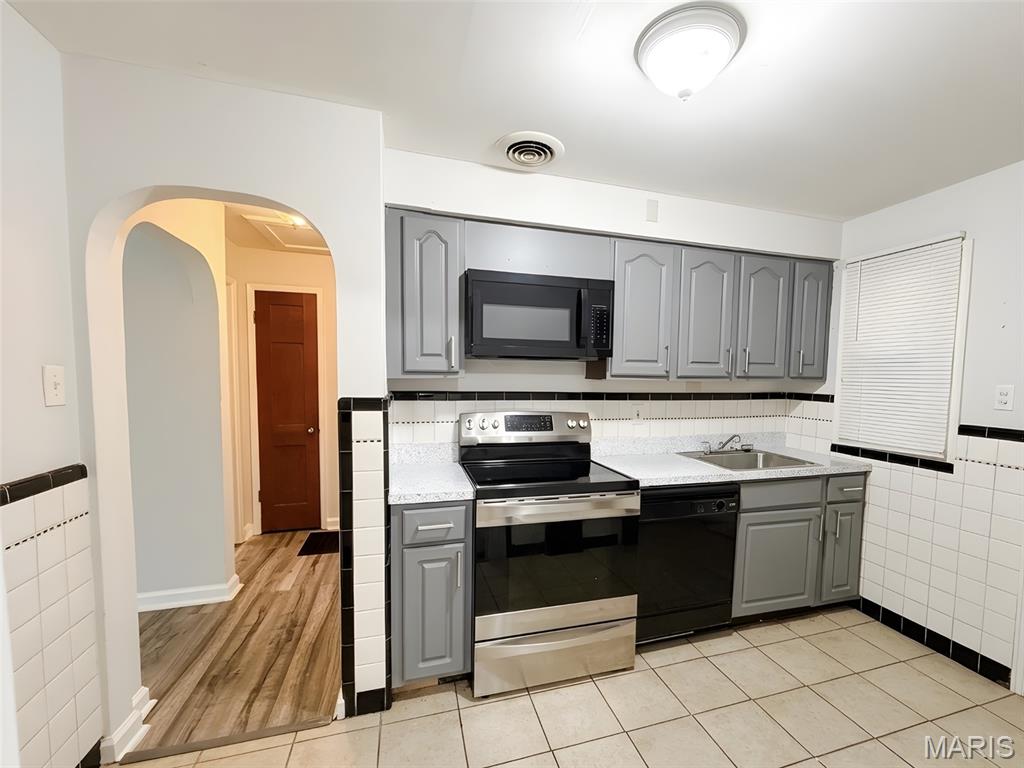 8234 Airport Road St. Louis, MO 63134 - Photo 19 of 26