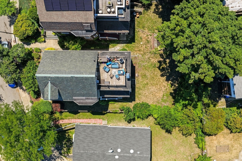 17 Windermere Road Boston, MA 02125 - Photo 26 of 38